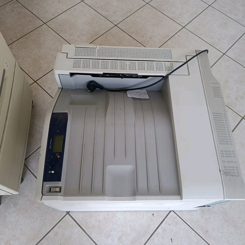 Phaser 7500 multifunction printer used