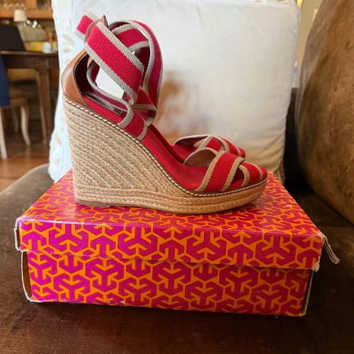 Tory Burch red and beige platform sandals like new, size 39.5