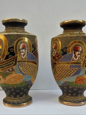 Βάζα ζευγος Satsuma ιαπωνικά πορσελάνινα επισμαλτωμένα, υπογεγραμμένα, 110 ετών
