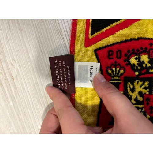 Espana RFEF Spain Football Soccer Scarf used, 100% acrylic