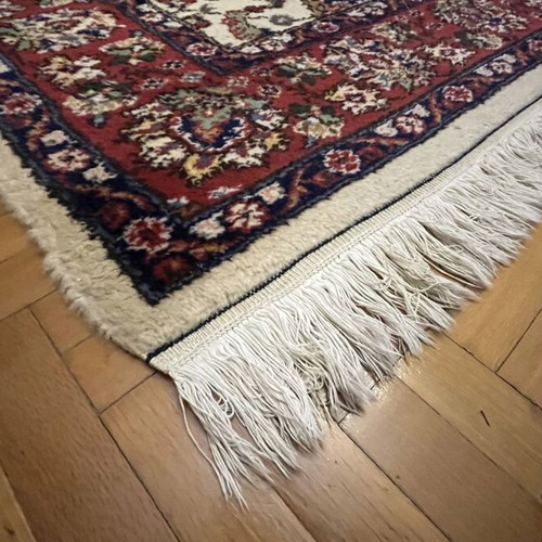 Handmade wool rug used with traditional Sparta pattern