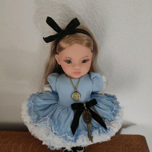 Paola Reina Alice and Wonderland doll new