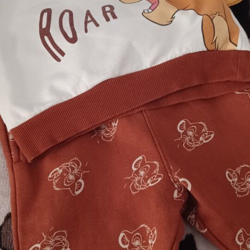 The Lion King Orchestra tracksuit set for 3 years like new, brown