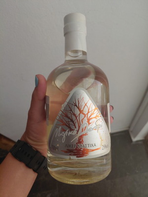 Λικέρ μαστίχας Μαγικό Δένδρι 700ml καινούργιο