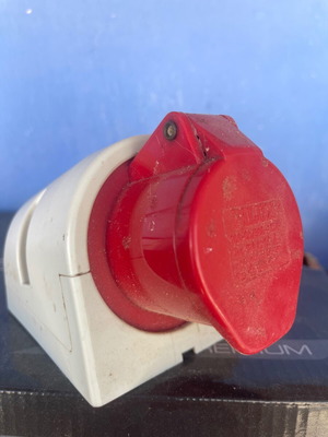 Professional plugs like new