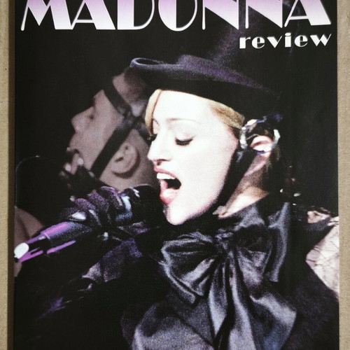 Madonna The Performance Review DVD like new, pop documentary