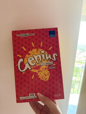 Genius board game knowledge travel edition like new