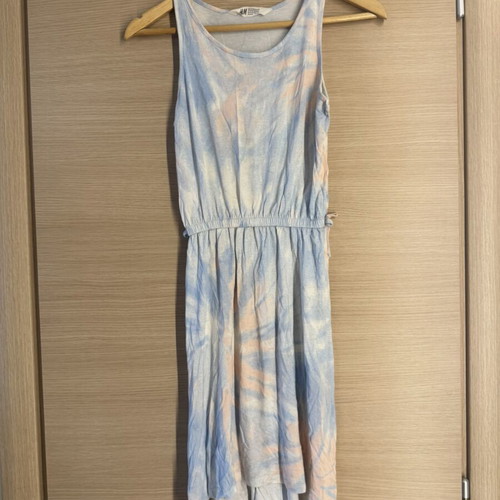 H&M summer dress 10-12 years, like new, tropical print