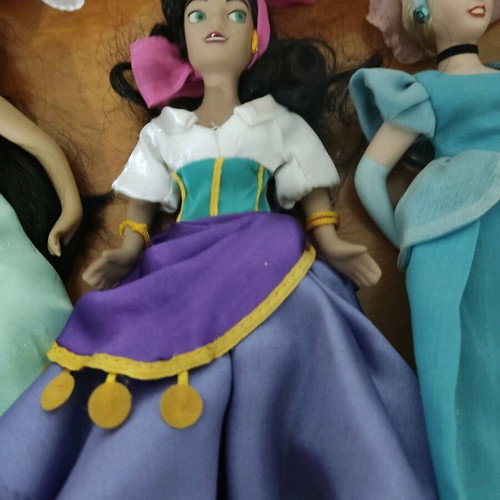 Disney porcelain dolls collection of 15 Deagostini like new