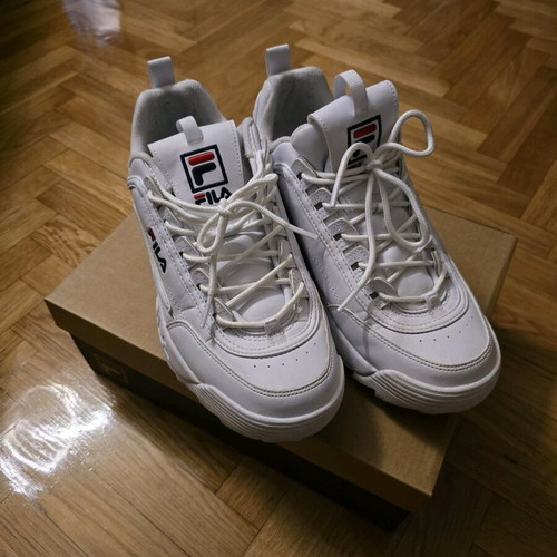 Fila Disruptor size 45 like new, white casual shoes