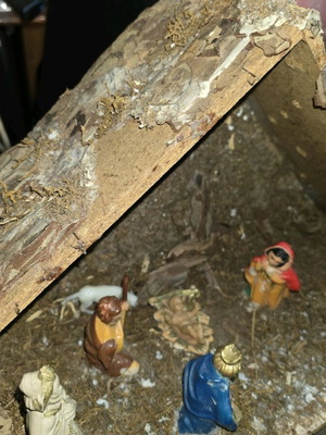 Large nativity scene used, good condition