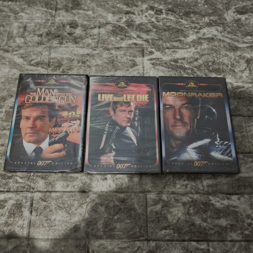 James Bond 007 DVD set of 3 new action movies with subtitles