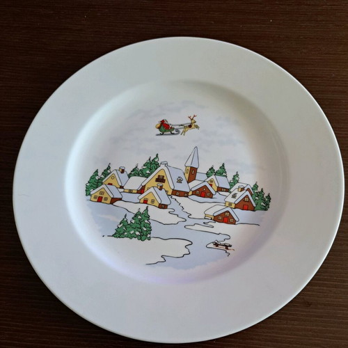 Christmas plate used Swan K's Branch