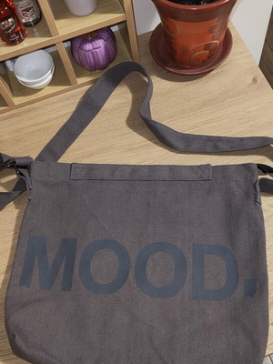 New shoulder bag