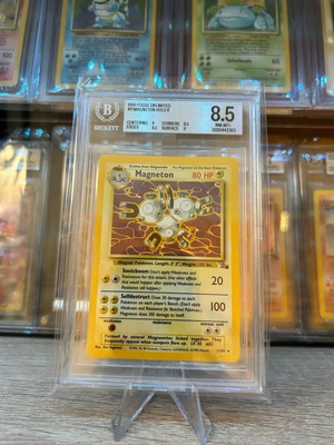 Pokemon Magneton Holo Rare Card 11/62 Fossil 1999, like new