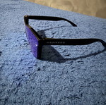 Sunglasses like new without case