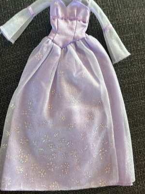 Barbie dress like new