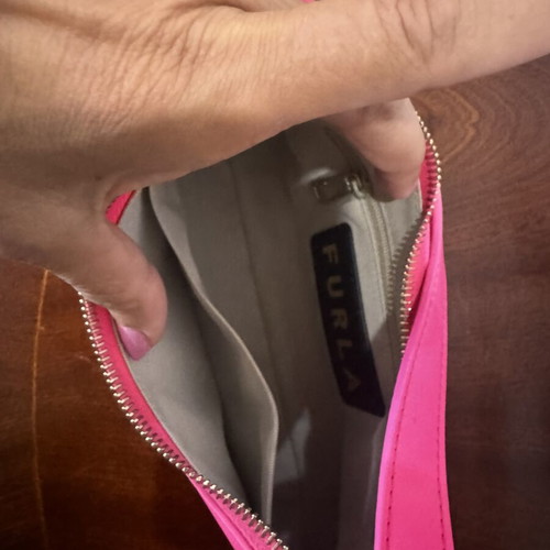 Furla Diamante shoulder bag like new, small size, pink