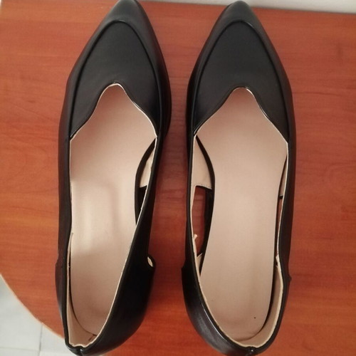 Elegant black unisex leather loafers size 43, new