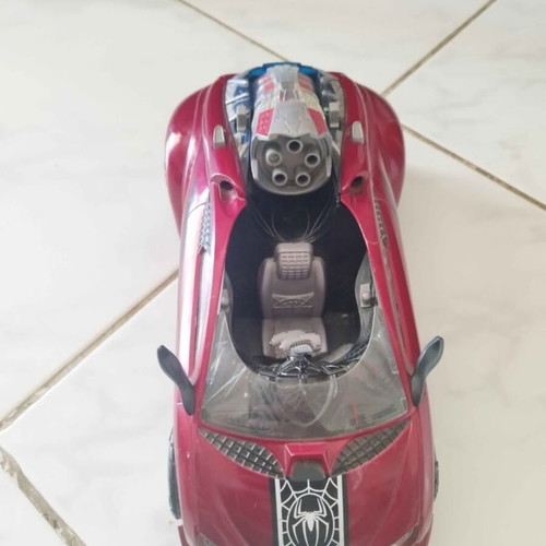 Spiderman Hasbro Car like new, collectible