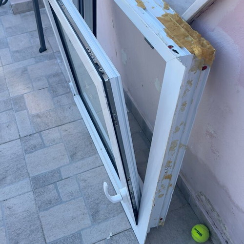 Aluminum window with tilt and screen, used, milk glass, double