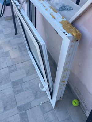 Aluminum window with tilt and screen, used, milk glass, double