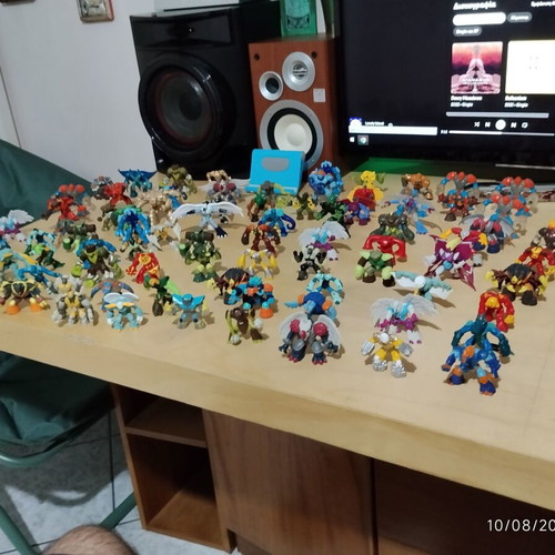 Gormiti mega collection like new, 86 figures