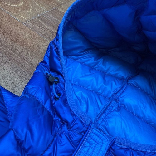 Moncler lightweight vest size 4 blue like new authentic