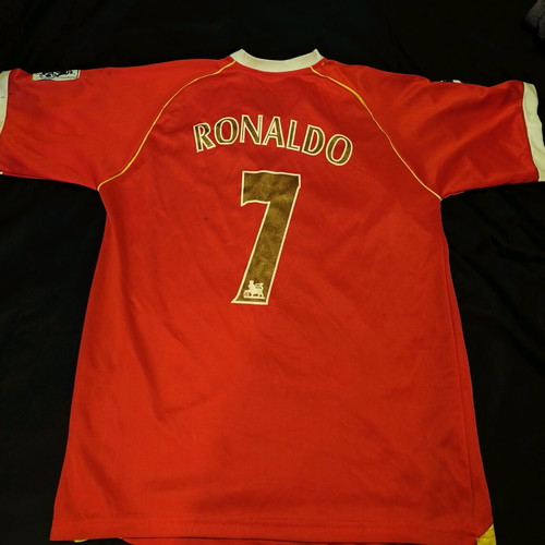 Ronaldo Manchester United jersey like new, official replica