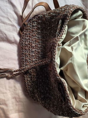 Handmade knitted backpack used with inner lining