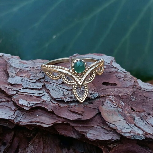 Brass ring with aventurine and adjustable size