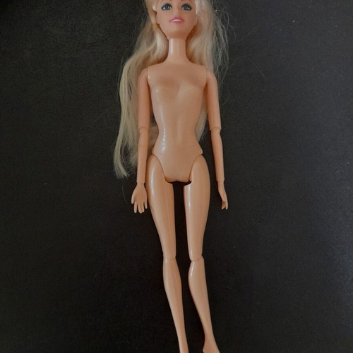 Κούκλες Barbie μεταχειρισμένες, δύο τεμάχια