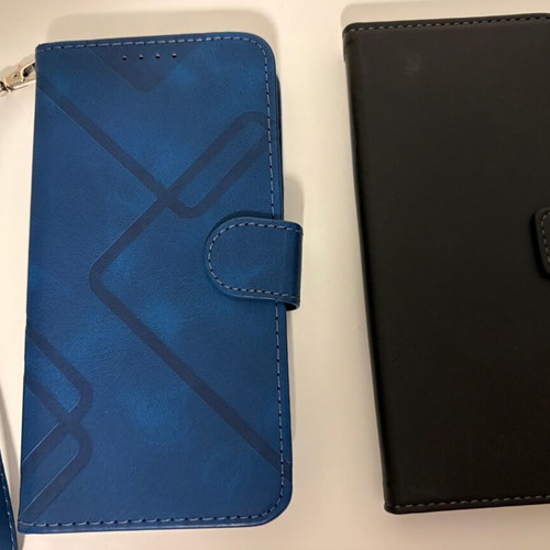 Θήκες για iPhone 11 μεταχειρισμένες, πακέτο 2, μπλε και μαύρη