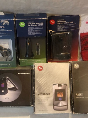 Motorola Razr 2 V9, Razr V3i, Razr V3 used phones and accessories