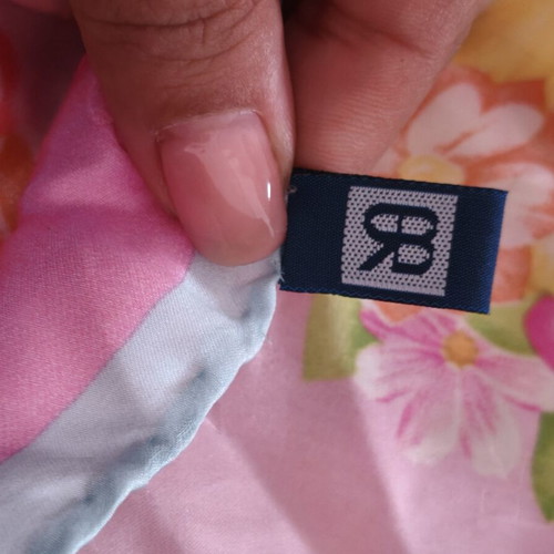 Silk scarf Renato Balestra like new, large square, floral design