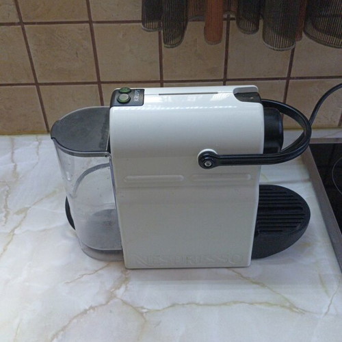 Nespresso Inissia XN100 espresso machine by Krups