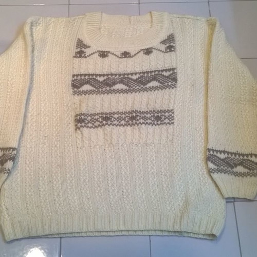 Handmade wool sweater used, size L