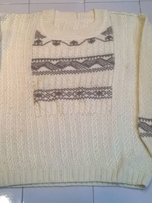 Handmade wool sweater used, size L