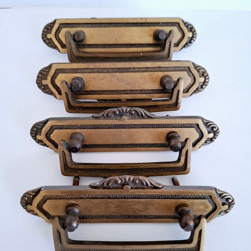 Drawer knobs used, set of 4 brass