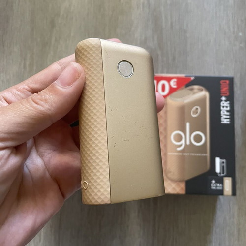 Glo devices like new, pack of 2 with boxes without charger