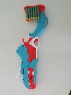 Nerf Tricerablast Dinosquad with 7 darts like new