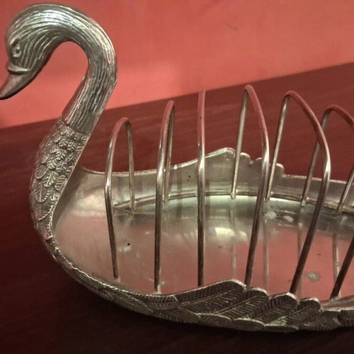 Vintage Art Nouveau Metal Swan Toast Holder like new