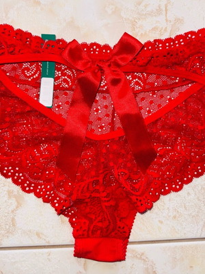 Σετ 4 γιορτινά εσώρουχα ολοκαίνουρια, one size