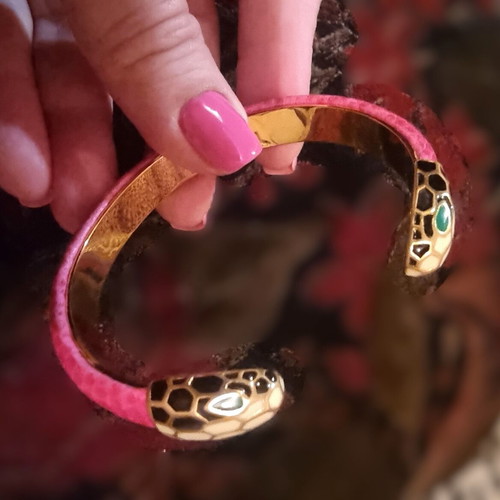 Vintage bracelets like new, 4 different pieces