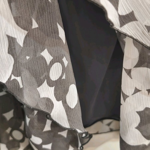 Skirt with ruffles A-line gray No 40 (L) like new