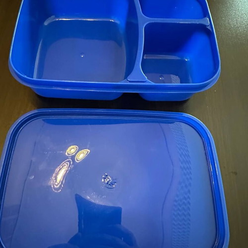 Children's lunch box 3 compartments blue with rocket design like new