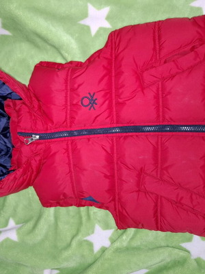Benetton sleeveless jacket like new