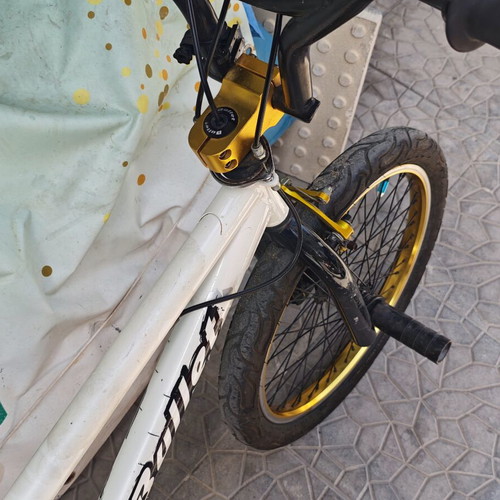 Bullet Bora BMX bike like new, 20 inch, white, V-brakes