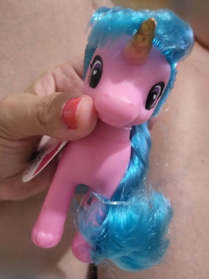 Unicorn mini ZURU toy, new