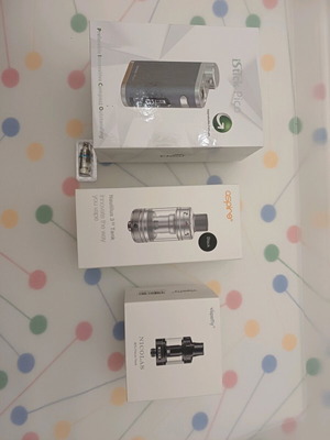 Istick Pico electronic cigarette used with Aspire Nautilus 3 and Nicolas atomizers